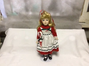 San Francisco Spieluhr Sammlerstück Holiday Porzellan Puppe. - Bild 1 von 2