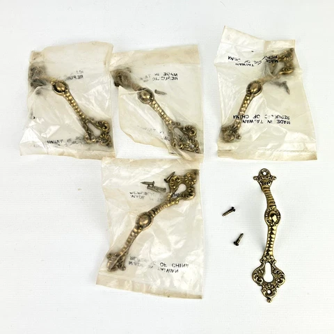 Vintage Ornate Brass Drawer Handles Pulls Keyhole Set NEW Lot of 5 #H3 Cover