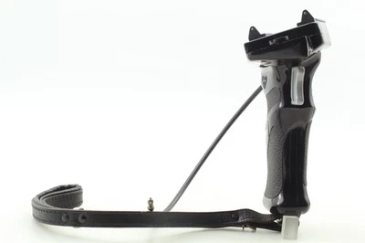 [N MINT] Rolleiflex Hand Grip w/ Shutter Release Cable For 2.8F 3.5F TLR JAPAN - image 1 of 4