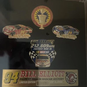 BILL ELLIOTT - SCHNELLSTER MANN IN DER GESCHICHTE VON NASCAR NASCAR limitierte Ausgabe PIN-SET 1429/5000 - Bild 1 von 4