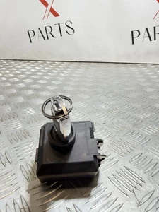 2012-2018 W176 MERCEDES A-CLASS IGNITION BARREL + KEY A2469057901 - Picture 1 of 4