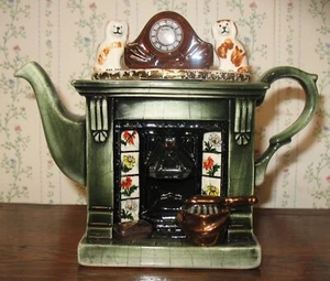 Cardew woodmanton ‘Titan’ flueback teapot - Picture 1 of 8