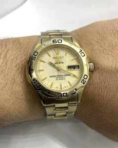 Seiko 5 Sports Automatic Vintage Watch Men's Water 100M 23 Jewels Seiko 7S36 A - Picture 1 of 12