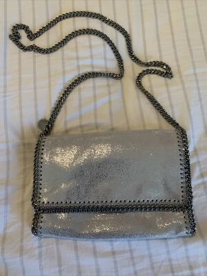 Bolso bandolera Stella Mccartney plateado metálico Foto 1 de 4