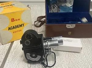Bell & Howell 8mm 134 Camera Vintage working 3 lenses Original Case + Editor !! - Bild 1 von 16