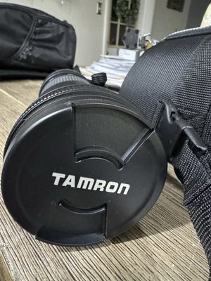 Tamron AF 200-500mm f/5-6.3 IF LD DI SP Lens for Nikon F Mount w/ Bag - Image 1 of 4