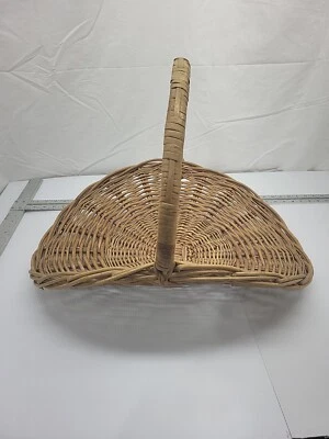 Vintage Woven Twig Flower Herb Gathering Basket Wrapped Bentwood Handle. - Image 1 of 4
