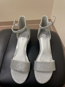 Sugar Womens Ankle Strap Block Heel Dressy Heels Shoes Size 11M Silver Sparkle - Picture 1 of 11