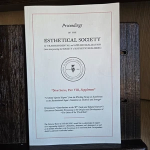 The Frye Trunk – Frye Art Museum Seattle 2022/23 Exhibition Catalog, Softcover - Imagen 1 de 10