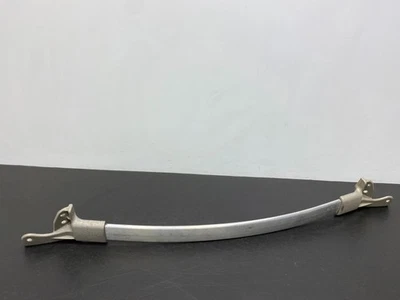 Chevrolet Camaro SS 2013 OEM barra de refuerzo de torre de puntal usada Foto 1 de 4