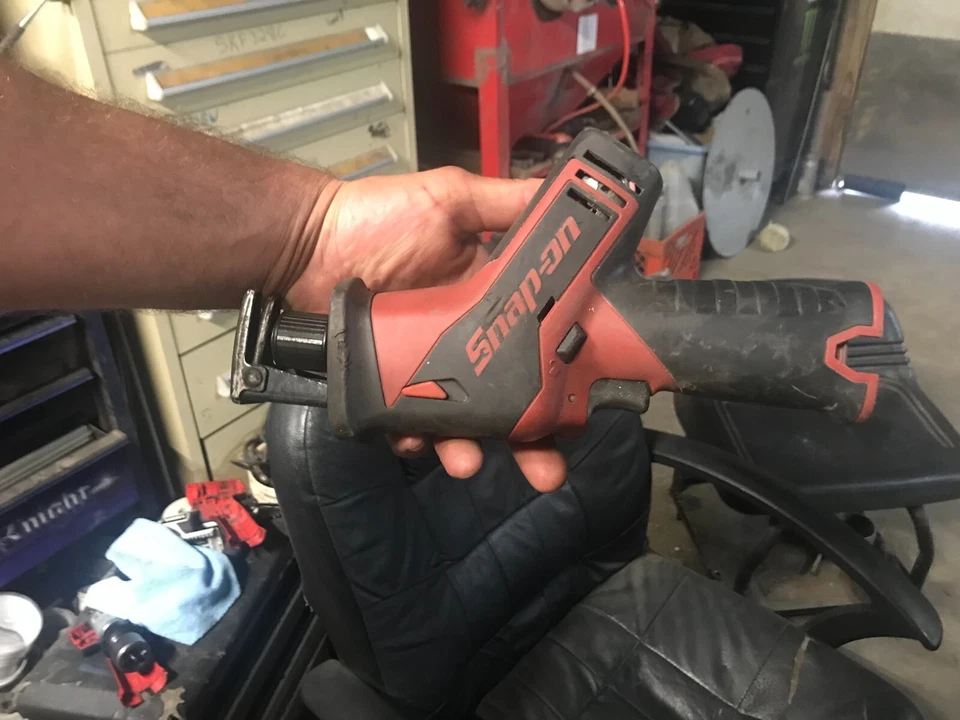 Snap-On Tools CTRS761 14.4V Lithium-Ion Cordless Reciprocating Saw - Image 1 of 1