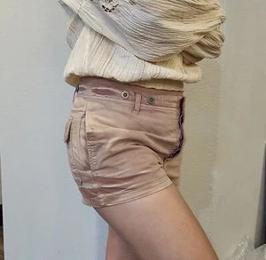 Super Cute & Stylish Free People Shimmer Pink Short Shorts Size 10 With Pockets. - Picture 1 of 11