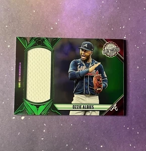 Topps Chrome Club Threads 2022 juego usado Ozzie Albies/99 verde #TCT-OA Braves - Imagen 1 de 1