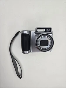 Kodak EasyShare Digital Camera Z700 4.0 MP 5x Optical Zoom Untested No Battery - Picture 1 of 22