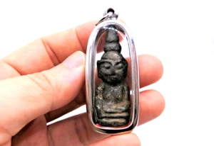 Raro Antiguo Amuleto de Buda de Laos Colgante Phra Chiang Rung Antigua Estatua Sagrada - Imagen 1 de 8