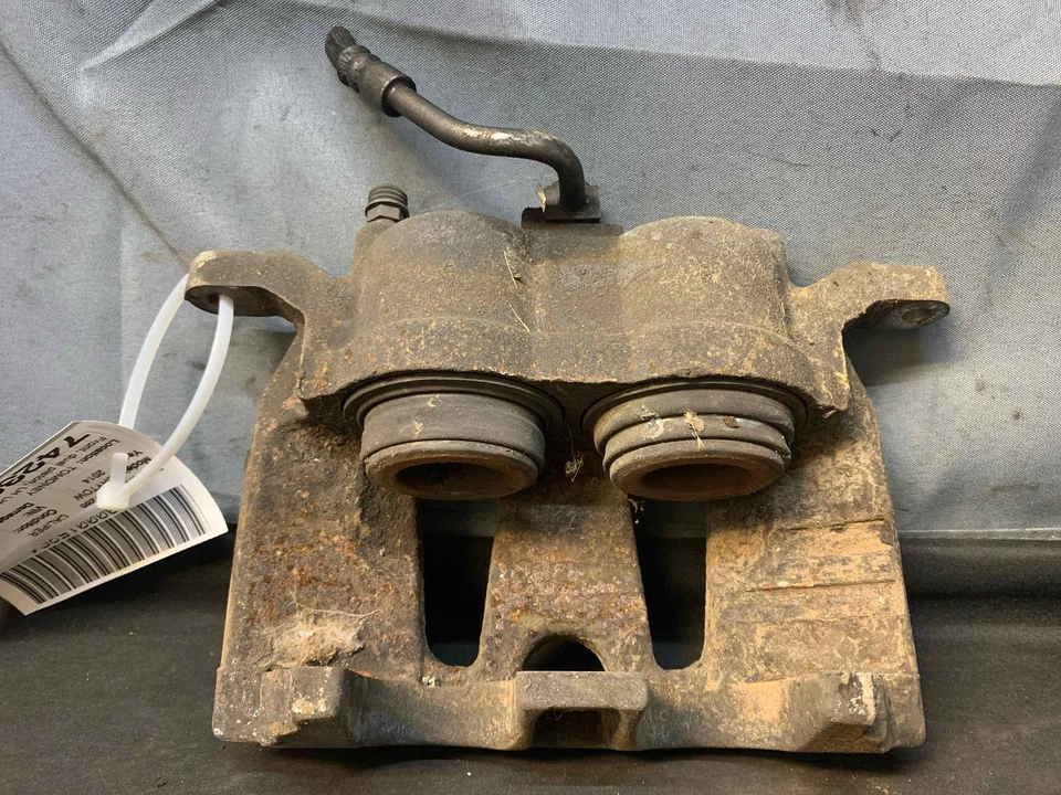 Fits 2012-2016 Chrysler Town & Country Left Caliper OEM#:68144161AA Foto 1 de 4