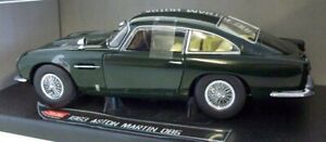 Sunstar 1/18 Scale - 1001 1963 Aston Martin DB5 British Racing Green