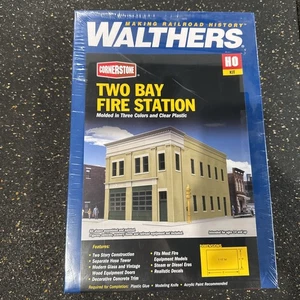 HO Scale Two Bay Fire Station Kit-Walthers #933-4022 - Bild 1 von 5