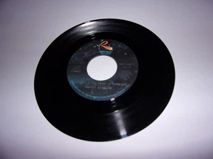 Randy Barlow: Lay Back In The Arms Of Someone / Musical Hearts / 45 Rpm / 1979 - Imagen 1 de 2