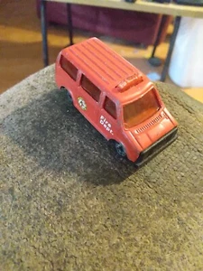 Made In China Fire Dept Van Scales 1:64 - Picture 1 of 3