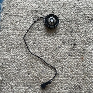 Original gebraucht MINI Harman Kardon Hochtöner für R56 R55 R57 R58 R59 R60 R61 9204493 - Bild 1 von 2