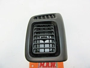 RIGHT FRONT DASH VENT AIR VENT PASSENGER SIDE A/C AC HEAT VENT PANEL RF RH R - Picture 1 of 6