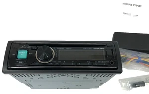 Genuine Land Rover Defender Alpine Radio With CD Player-LR040842 - Picture 1 of 5