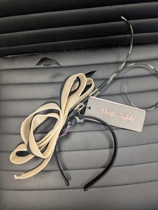 Phase Eight Elfenbein Schwarz Stroh Fascinator auf einem Stirnband Brandneu mit Etikett (T11) - Bild 1 von 5