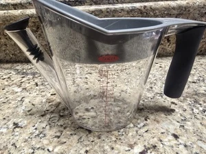 OXO GOOD GRIPS 4 CUP GOOD GRAVY FAT SEPARATOR w STOPPER STRAINER MEASURER 32oz - Picture 1 of 5