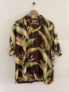 Camisa hawaiana Tommy Bahama seda estampado de hojas grandes botones de madera Tiki de colección años 90 - Imagen 1 de 8