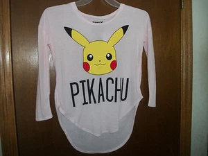 Pokemon Pikachu Juniors NWT T-Shirt sz XS Juniors - Picture 1 of 2