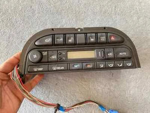 98-04 JAGUAR XJ6 XJ8 OEM AC CONTROL LJA7690DB, 146430-6141 - Picture 1 of 5