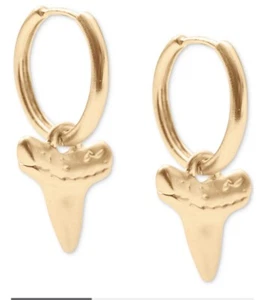 $25 lucky brand gold tone shark charm earrings f204 - Picture 1 of 2