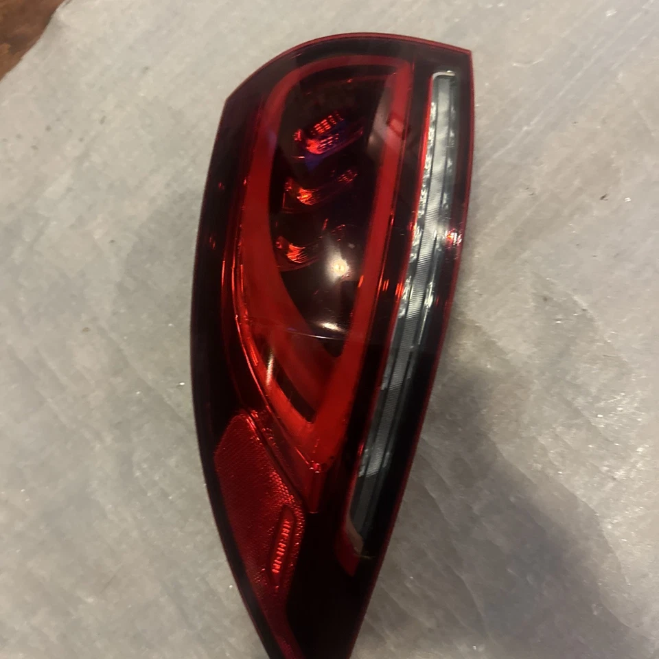 NICE! 2020-2023 MERCEDES-BENS GLA-CLASS LEFT DRIVER OEM LED OUTER TAILLIGHT - Image 1 of 4