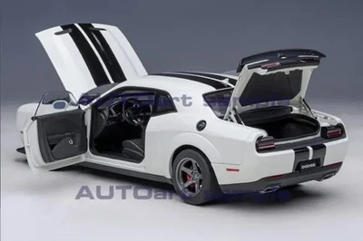 Autoart Dodge Challenger SRT SUPERSTOCK 2023 (Blanc Knuckle) Échelle 1/18 Neuf ! - Photo 1/3