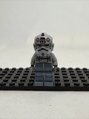 LEGO Star Wars Imperial AT-AT Driver Minifigura Foto 1 de 2