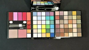 Avon True Colors MakeUp Case With Mirror Assorted Colors Holiday - Picture 1 of 12