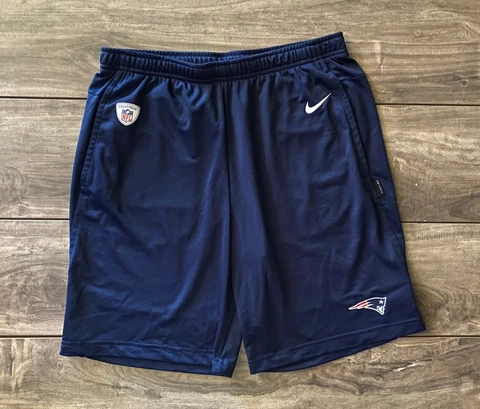 Nike 2019 New England Patriots NFL Team Football On-Field Training Shorts Mens M Cover