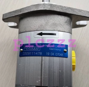 Parker Hydraulic Gear Pump, Model 3309111478, New - Picture 1 of 3