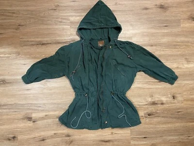 Abrigo Chaqueta con Capucha AMI Para Mujer Verde/Verde Oscuro 4 Bolsillos Cremallera Completa y Corbata Talla S Foto 1 de 4