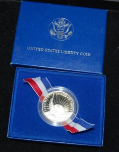 1986 Half Dollar Proof United States Liberty Coin - Picture 1 of 3