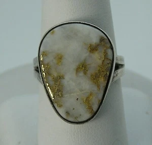 Vintage Natural Placer Gold n White Quartz 22mm x 16mmGemstone Des Enfants Ring - Picture 1 of 14
