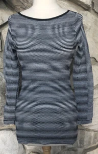 ATHLETA Stripe Seamless Eyelet Top Small Striped White and Black Size S 214500 - Picture 1 of 5