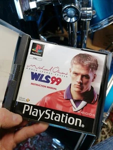 Michael Owen WLS 99 PS1 game (COMPLETE INC MANUAL) Sony Playstation - Picture 1 of 3