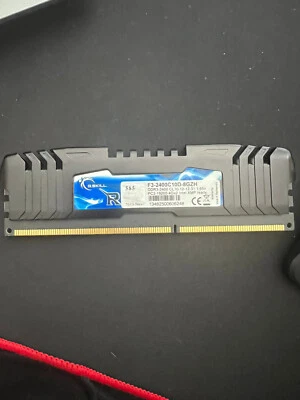 G.SKILL Ripjaws Z 8GB (2x4GB) 2400 MHz CL10-12-12-31 DDR3 (CL10) - Image 1 of 2