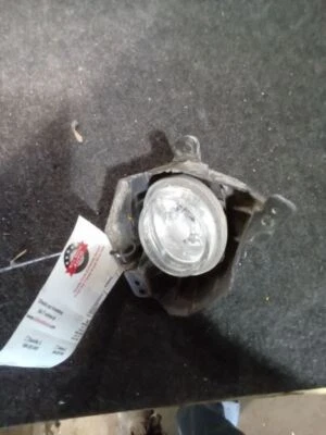 Luz de neblina de canto direito/parque para passageiro compatível com 11-13 Mazda 2 1645234 - Imagem 1 de 4