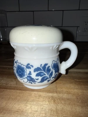 Vaso de leche azul vintage 1972 Avon Delft con tapón piel contenedor tan suave MCM Foto 1 de 3