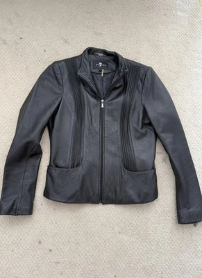 Chaqueta de cuero para mujer 7 for all Mankind negra talla M Foto 1 de 4
