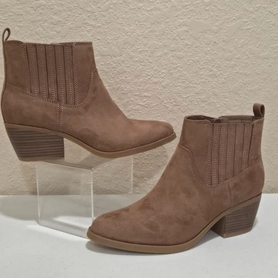 Beige Suede Ankle Booties Fall Women's Size 8 Old Navy Block Heel Almond Toe - Image 1 of 4