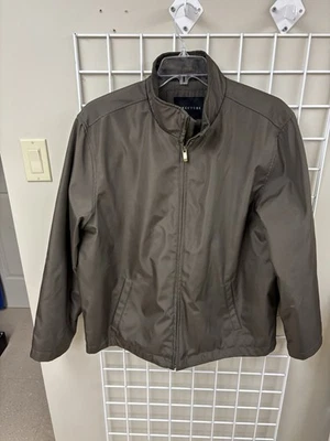 Structure Men’s Brown Winter Jacket size XL. Full zip. Two front pockets. EUC. - Image 1 of 4